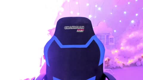 Snapshot of mistybarnes chatting on 12/21/24, 02:47 MistyBarnes NONUDE MODEL online show from 12/21/24, 02:47