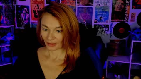 Snapshot of mistybarnes chatting on 12/28/24, 08:26 MistyBarnes NONUDE MODEL online show from 12/28/24, 08:26