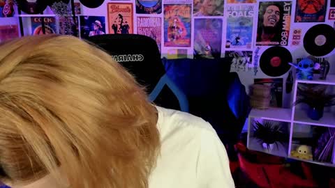 Snapshot of mistybarnes chatting on 12/28/24, 05:35 MistyBarnes NONUDE MODEL online show from 12/28/24, 05:35