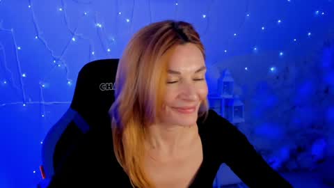 Snapshot of mistybarnes chatting on 01/10/25, 11:22 MistyBarnes NONUDE MODEL online show from 01/10/25, 11:22