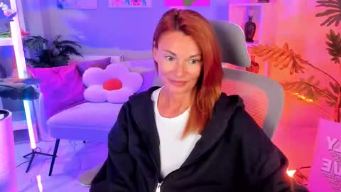 Snapshot of mistybarnes chatting on 10/15/25, 03:12 MistyBarnes NONUDE MODEL online show from 10/15/25, 03:12