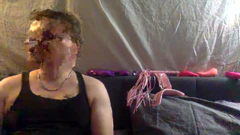 Snapshot of mistygrey_bennymyles chatting on 03/10/25, 02:50 mistygrey_bennymyles online show from 03/10/25, 02:50