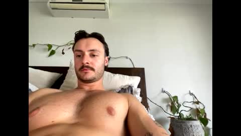 mitch28282 online show from 10/01/25, 02:17