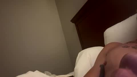 Snapshot of mitchymitch89 chatting on 10/31/25, 09:54 mitchymitch89 online show from 10/31/25, 09:54