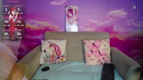 mitsuri_nyx online show from 02/11/26, 12:10