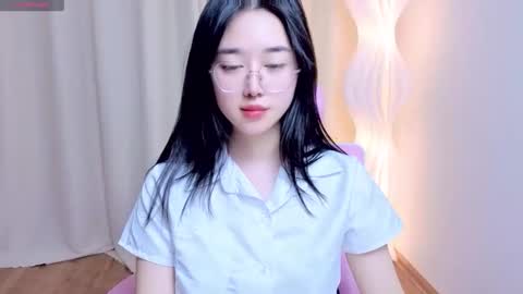 miu_999 online show from 05/01/26, 04:17
