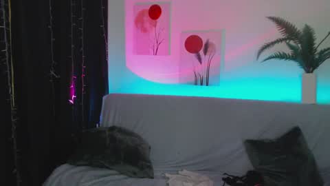 Yuka online show from 02/01/25, 11:16