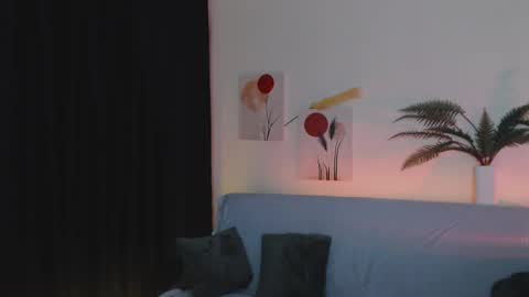 Yuka online show from 02/09/25, 04:18