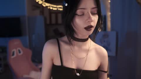 Yuka online show from 04/10/26, 06:12