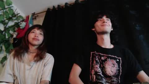 Naomi and Nekorii online show from 04/20/26, 11:39