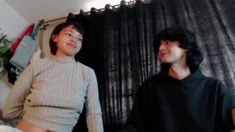 Snapshot of mixipeach chatting on 04/27/26, 10:30 Naomi and Nekorii online show from 04/27/26, 10:30