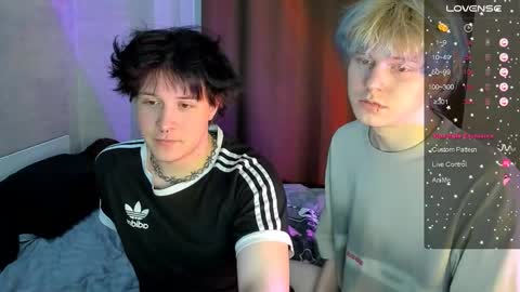 MeowMiku online show from 12/13/25, 08:04