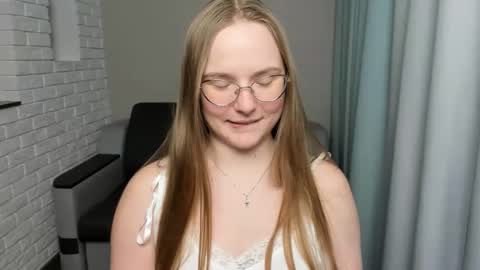 Miya online show from 01/09/25, 09:26