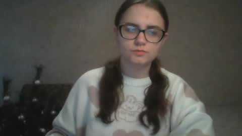 Milana online show from 01/05/25, 10:43