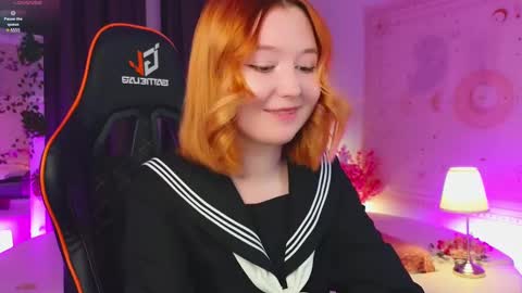 Snapshot of mizukinoyoru chatting on 02/19/25, 03:27 Mizuki online show from 02/19/25, 03:27