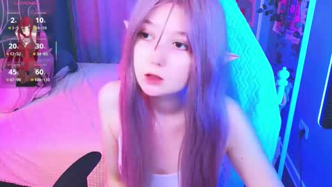 Snapshot of mizukinoyoru chatting on 09/30/25, 04:45 Mizuki online show from 09/30/25, 04:45