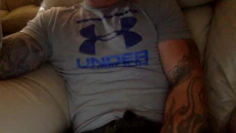 Snapshot of mjg175 chatting on 09/24/25, 09:18 SexyRed online show from 09/24/25, 09:18