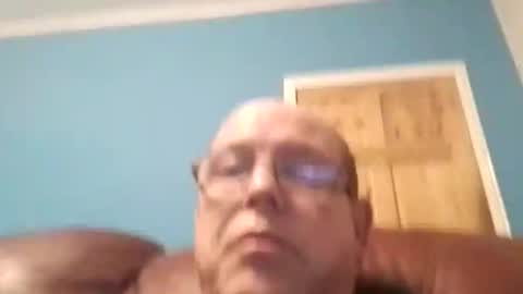 Leather Pants online show from 11/10/25, 07:13