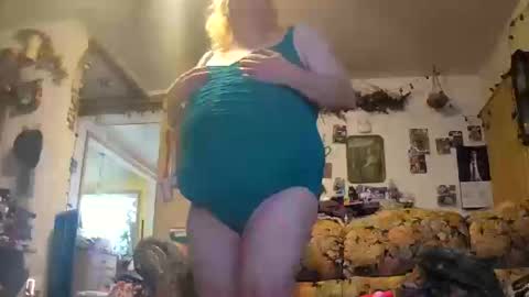 Mmcdonoughm online show from 10/17/25, 10:12