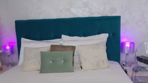 Jessie online show from 02/09/25, 03:53