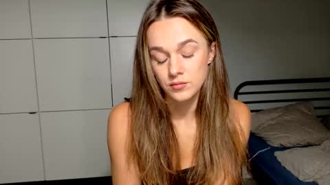 mmminnie online show from 11/14/25, 04:28