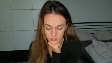 mmminnie online show from 12/15/25, 01:15