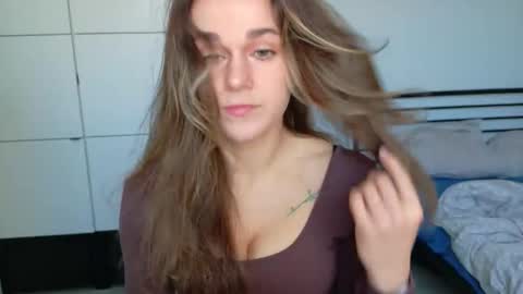 mmminnie online show from 02/19/26, 10:22