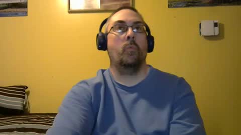 mark online show from 04/28/26, 04:17