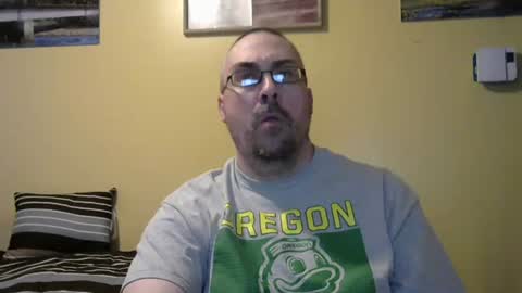 Snapshot of mmr4545 chatting on 06/23/26, 03:37 mark online show from 06/23/26, 03:37