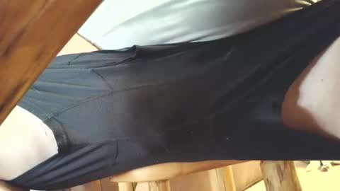 Snapshot of mnfun078 chatting on 11/30/25, 04:11 mnfun078 online show from 11/30/25, 04:11