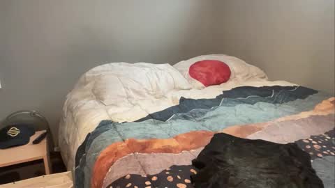 Snapshot of mntuila chatting on 01/18/26, 02:32 MNTuiLa online show from 01/18/26, 02:32