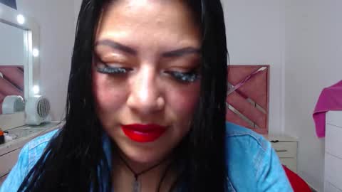 Catalina online show from 12/17/25, 05:02