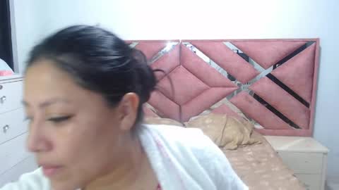 Snapshot of moan_sex1 chatting on 05/02/26, 04:06 Catalina online show from 05/02/26, 04:06