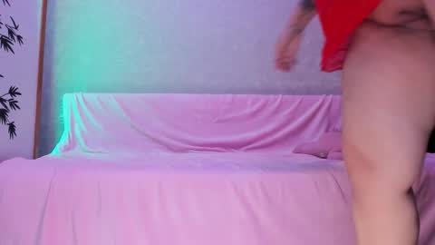 Snapshot of moanakoa chatting on 10/30/25, 06:52 moanakoa online show from 10/30/25, 06:52