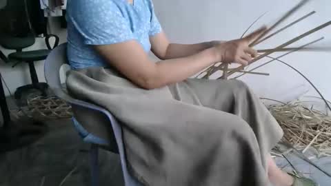 mochi199 online show from 10/04/25, 02:53