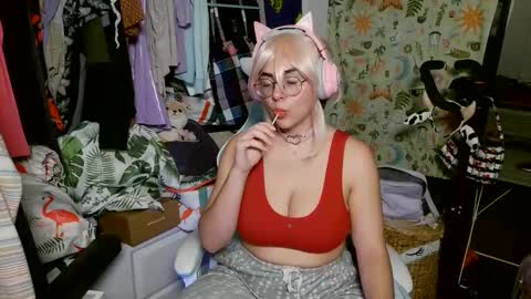 The Mochi Rainbow Variety Show online show from 01/14/25, 11:16