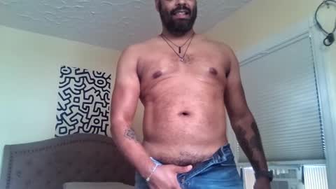 modestguy1084 online show from 09/17/25, 07:04