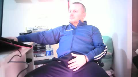 modesto1969 online show from 01/02/25, 02:35