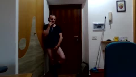 modesto1969 online show from 09/29/25, 04:23