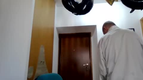 modesto1969 online show from 10/16/25, 10:05