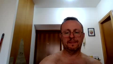 Snapshot of modesto1969 chatting on 07/05/26, 03:30 modesto1969 online show from 07/05/26, 03:30
