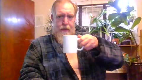 Snapshot of moeblick chatting on 12/03/25, 12:36 moeblick online show from 12/03/25, 12:36