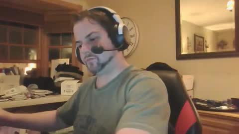 moeschoolnyc online show from 12/01/25, 11:04