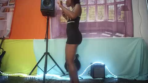 Snapshot of moghelslay chatting on 01/18/26, 04:49 moghelslay online show from 01/18/26, 04:49