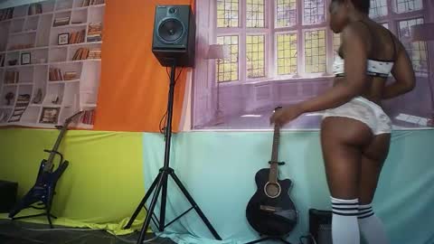 Snapshot of moghelslay chatting on 02/11/26, 08:47 moghelslay online show from 02/11/26, 08:47