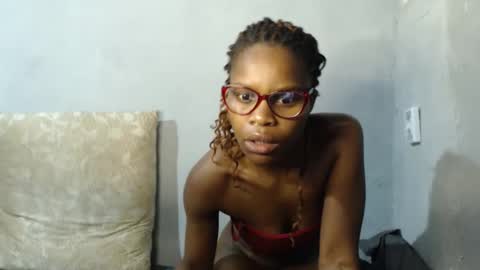 Snapshot of moghelslay chatting on 06/09/26, 09:26 moghelslay online show from 06/09/26, 09:26