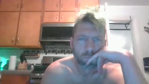 Snapshot of mohawklittle chatting on 05/02/26, 10:31 mohawklittle online show from 05/02/26, 10:31