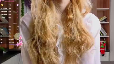 Laura online show from 01/16/26, 01:09