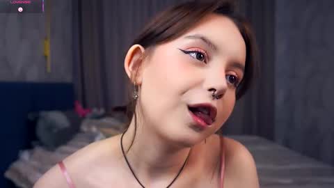 My name is Eda online show from 10/23/25, 05:18