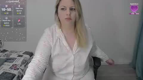 erika online show from 04/02/26, 07:28